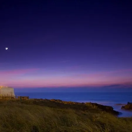 Moby Dick Cascais بيت شباب