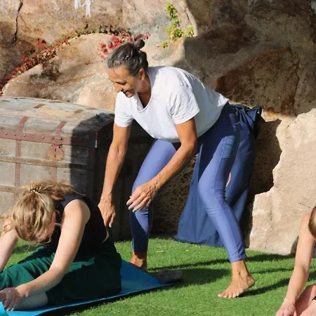 Moby Dick Cascais بيت شباب *