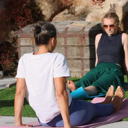 بيت شباب Moby Dick Cascais *