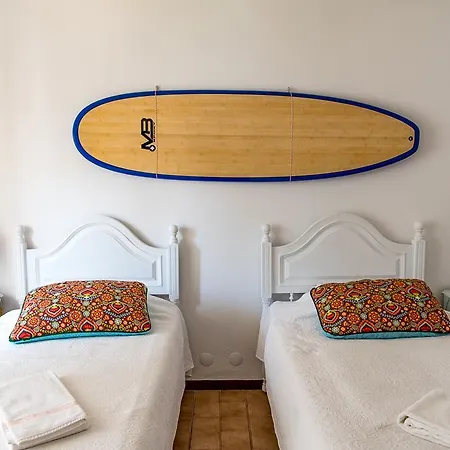 بيت شباب Moby Dick Cascais *