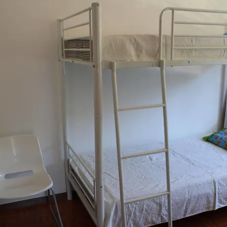 بيت شباب Moby Dick Cascais